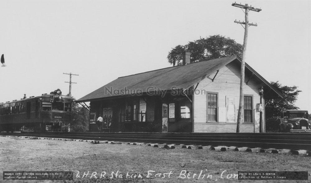 Postcard: New York, New Haven & Hartford Railroad Station, East Berlin, Connecticut